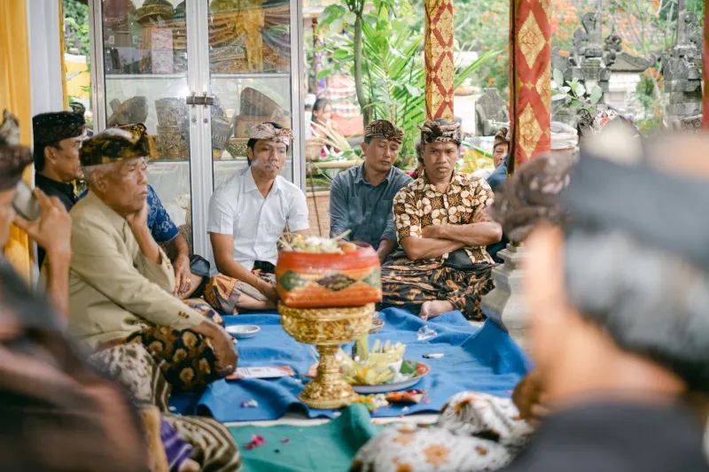 Kava Circles, Royal Reverence, and the Quiet of Sunday: What Every First-Timer Should Know Before Landing in Tonga