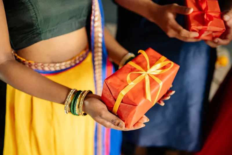 Pack This, Not That: A US Traveler's Guide to Gift-Giving in Tonga
